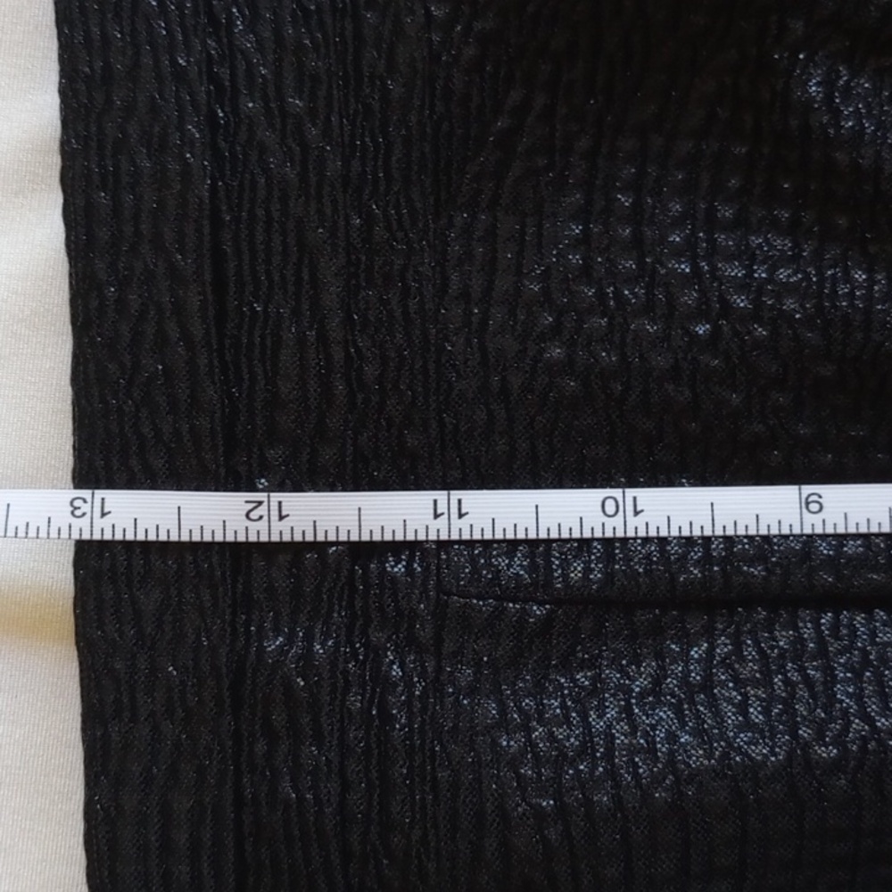 BCBG Textured Pull On Baggy Ankle Pants M Black Pockets - 50off3 - Picture 7 of 8